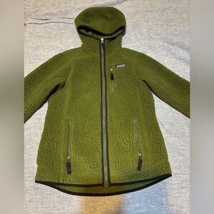 Patagonia retro pile women’s Green Fleece Jacket